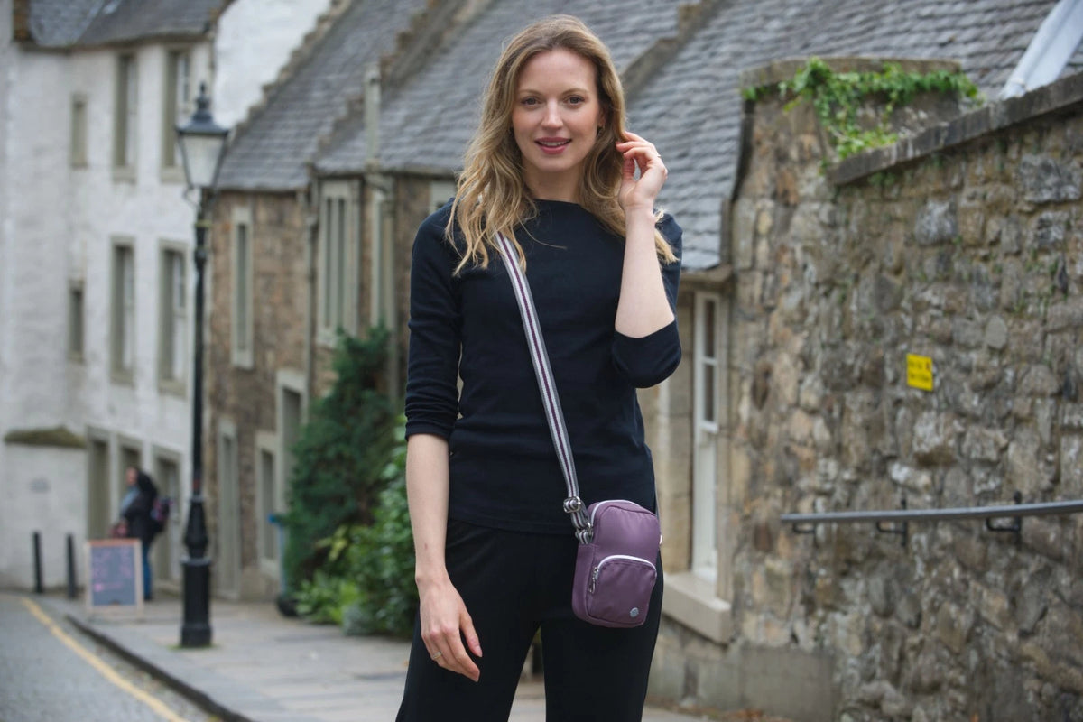 Earth Squared Voyage Mini Crossbody Pouch Bag - Berry